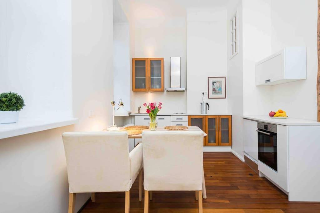 Best Location, Beautiful And Quiet Old Town Apt. Tallin Zewnętrze zdjęcie