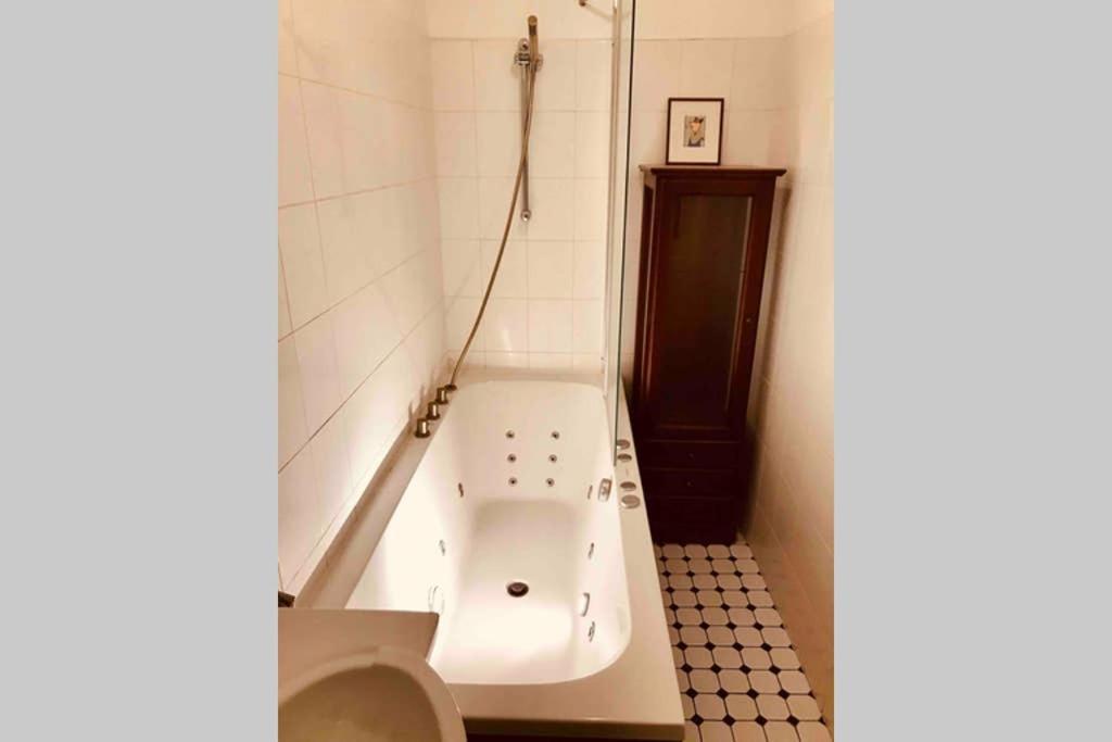 Best Location, Beautiful And Quiet Old Town Apt. Tallin Zewnętrze zdjęcie