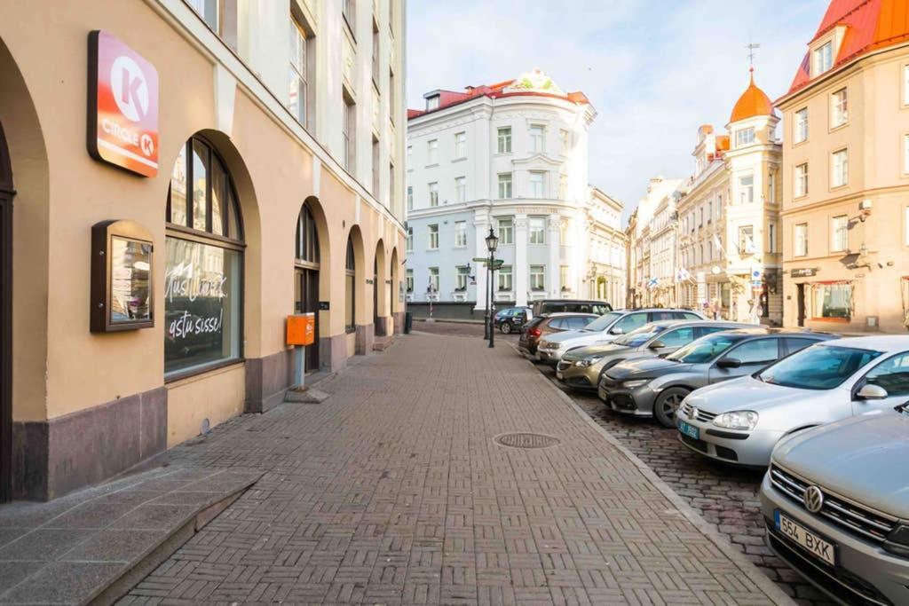 Best Location, Beautiful And Quiet Old Town Apt. Tallin Zewnętrze zdjęcie